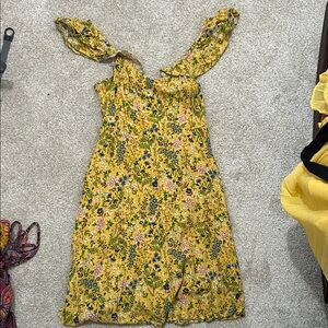 Old Navy Yellow Floral Dress with Ruffle Sleeves